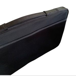 15 Inch Laptop Case- Black